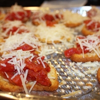 Quick Bruschetta Bites Quick Bruschetta Bites