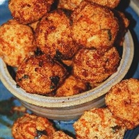 Rava Pakora (Indian Hushpuppies)