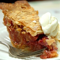 Rhubarb strawberry pie