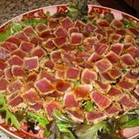 Seared Tuna Salad