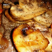 Sirloin Steak with Mushoom Sauce