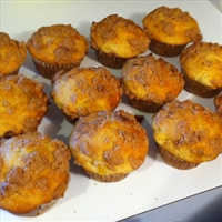 Sour Cream-Peach Muffins