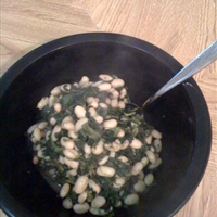 Spinach And White Beans with Garlic