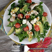 Spinach Salad with Chicken, Avocado and Goat Cheese