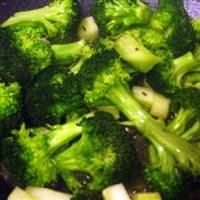 Stir-Fried Orange and Dill Broccoli