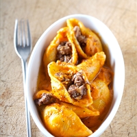 Stuffed Nicchioni Baked in Carrot and Chicory with Orange Delice