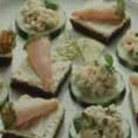 Turkey Topped Cucumbers Turkey Topped Cucumbers
