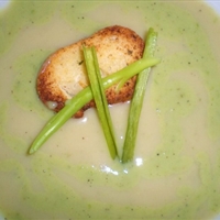 Vichyssoise (Cold Potato Soup)