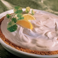 Yummy Pink Lemonade Pie