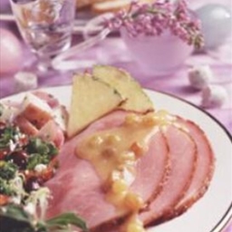 Glazed Ham with Pineapple-Raisin Sauce
