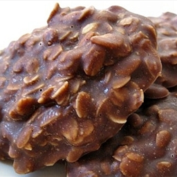 No Bake Chocolate Peanut Butter Cookies