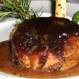 Pork Tenderloin with Balsamic Cranberry Sauce Pork Tenderloin with Balsamic Cranberry Sauce