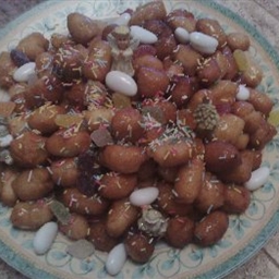 Struffoli (Italian Honey Cookies) Struffoli (Italian Honey Cookies)