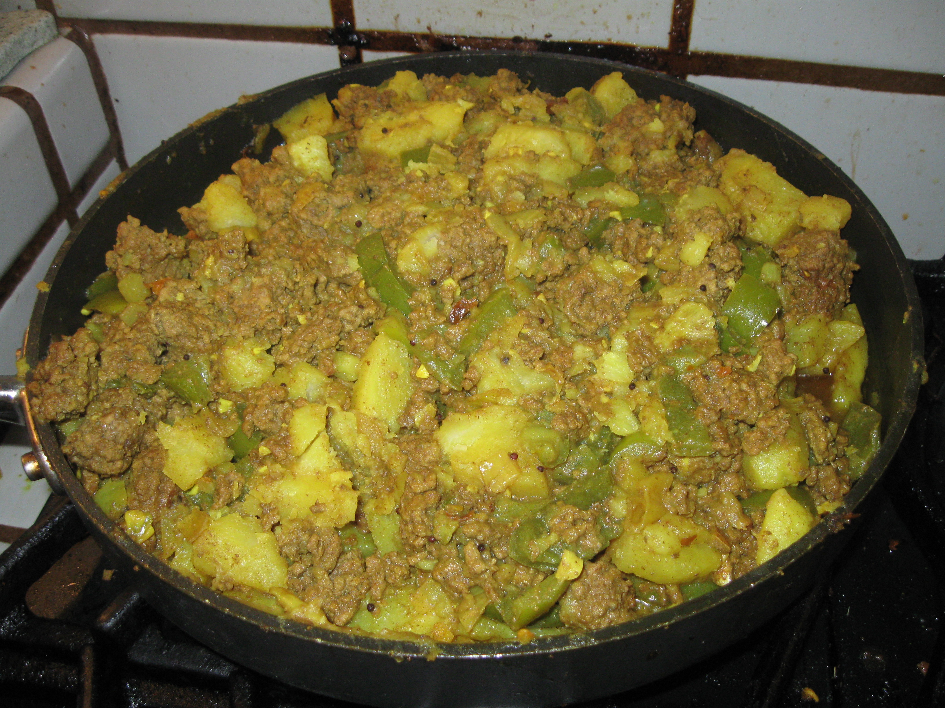 Spicy Turmeric Ground Beef and Potatos BigOven 191330